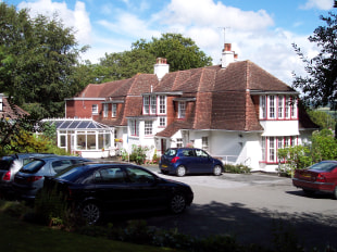 The Red House, nursing home in Ashtead