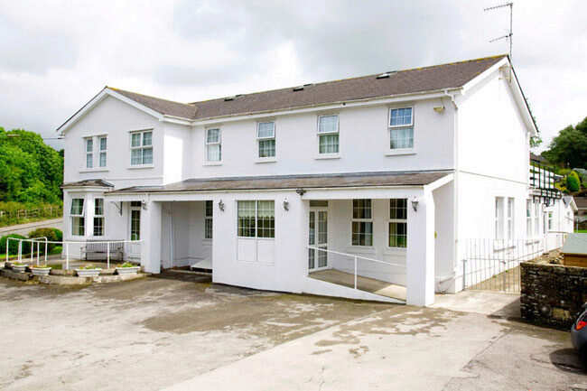 Treetops Care Home, residential care home in Garw Valley