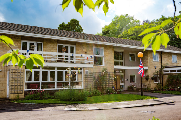Paternoster House Nursing Home, nursing home in Ampney St Mary