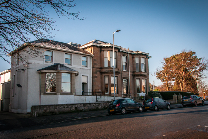 Glenfield Nursing Home, nursing home in Greenock