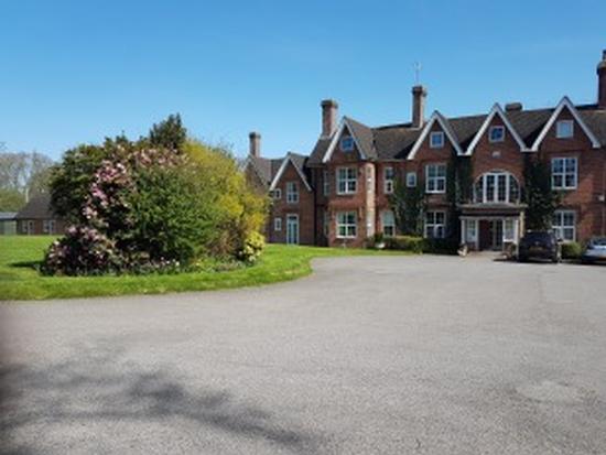 Glottenham Manor Nursing Home, nursing home in Salehurst