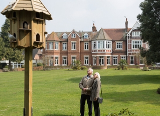 Fairlight & Fallowfield Care Homes, nursing home in Bromley