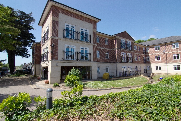 Brunswick Court Nursing Home, nursing home in Watford