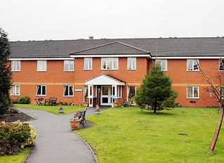 Newcarron Court Nursing Home, nursing home in Hope St