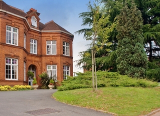 Redlands Acre Care Home, residential care home in Gloucester