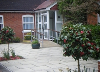 Beech House Residential Care Home, residential care home in Warfield