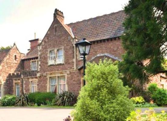Waltham House Nursing Home, nursing home in Bristol