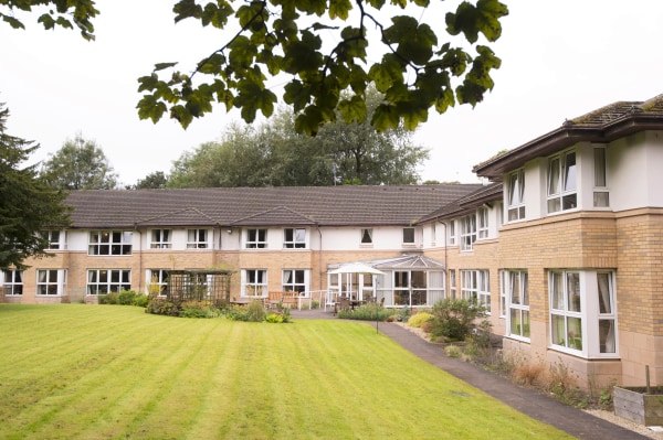 Whitefield Lodge Care Home, nursing home in Kirkintilloch