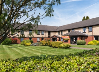 Rowans Care Home, nursing home in Macclesfield
