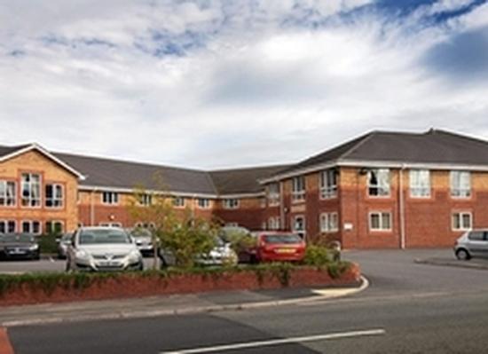 Stansty House Nursing & Residential Home, nursing home in Broughton
