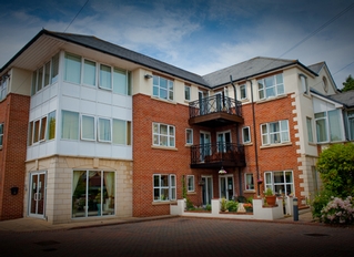 Lawnbrook Care Home, residential care home in Southampton