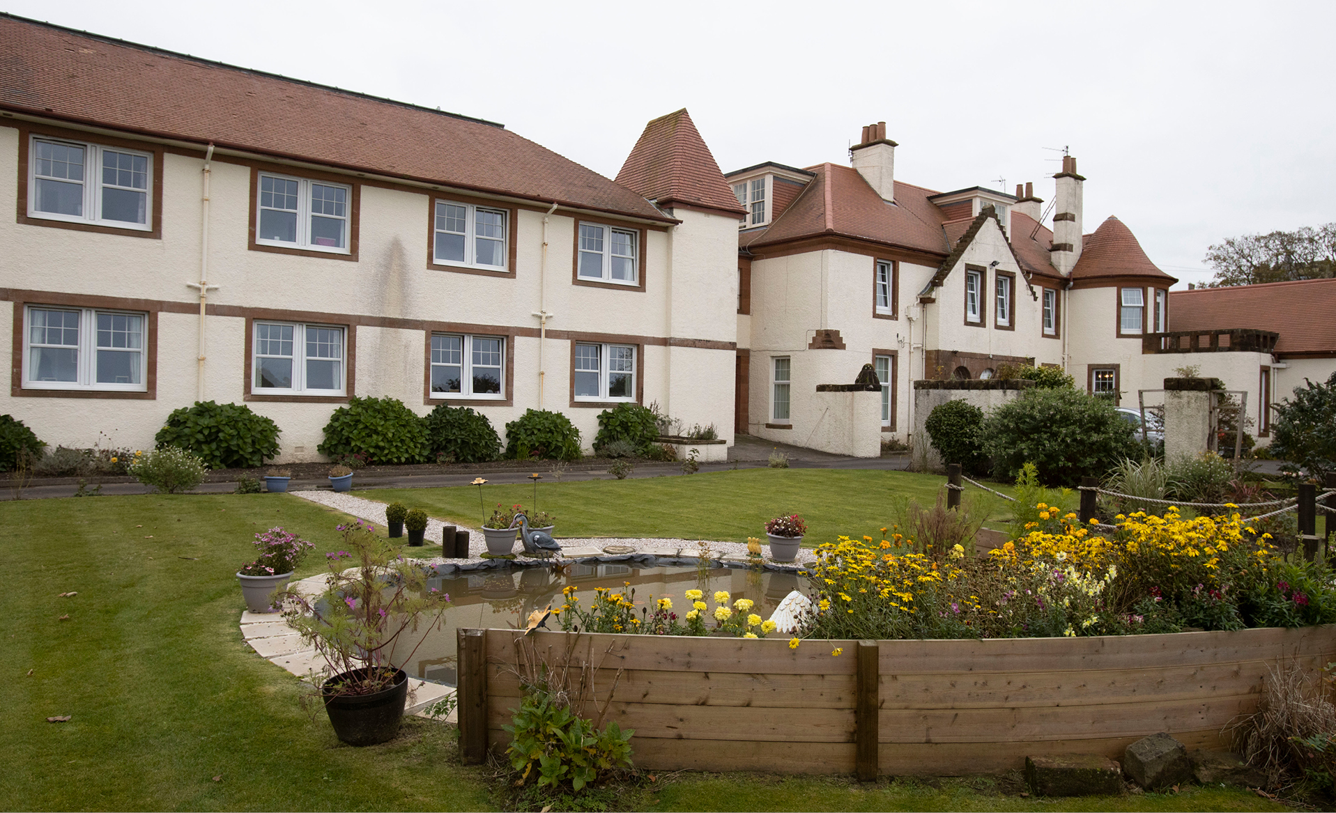 Cumnor Hall Care Home, residential care home in Ayr