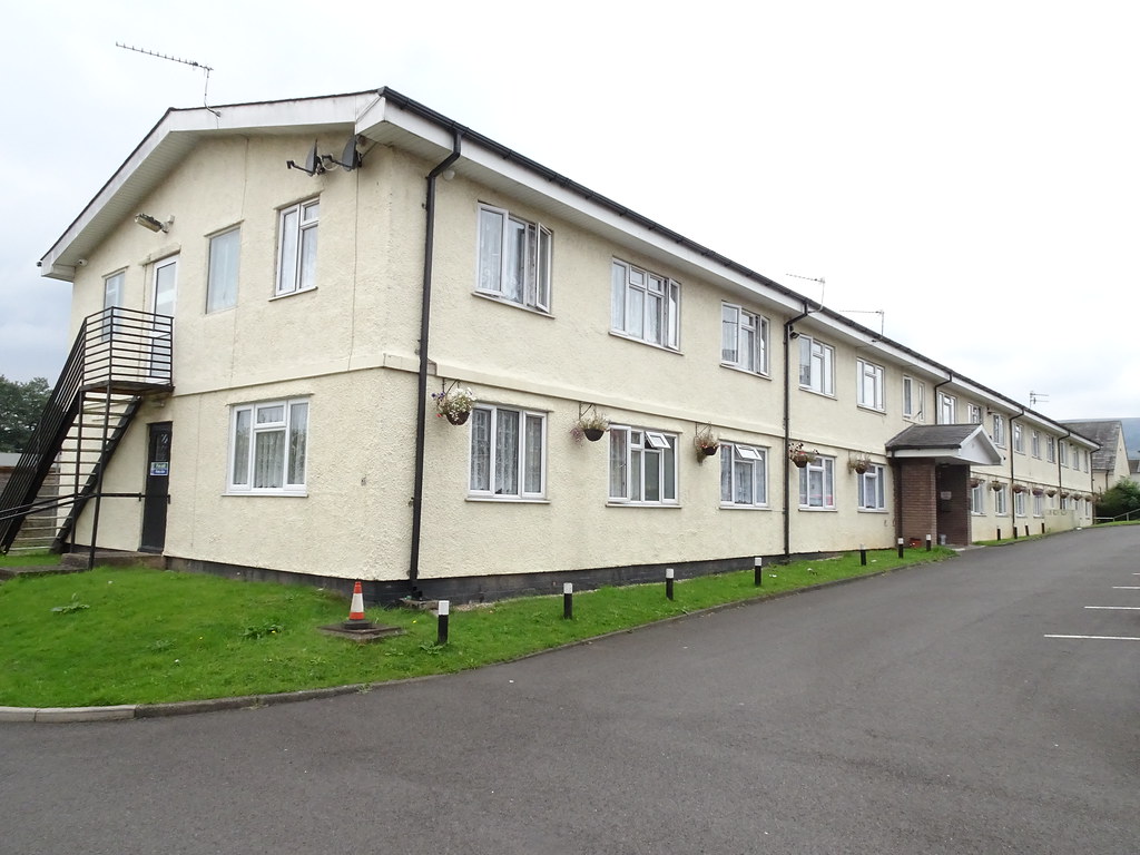 Thomas Gabrielle Nursing Home, nursing home in Cwmbran