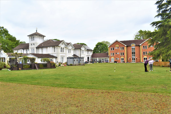 Knellwood War Memorial Home care home in Farnborough