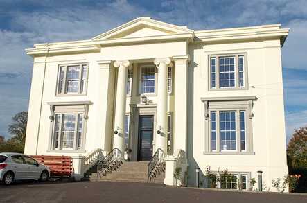 Thistleknowe Retirement Home, residential care home in Beith