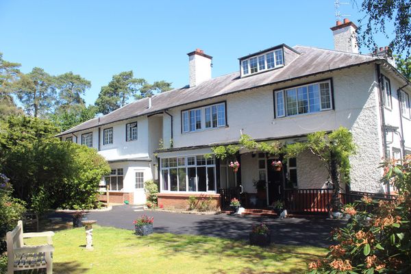Greys Residential Home, residential care home in Woking