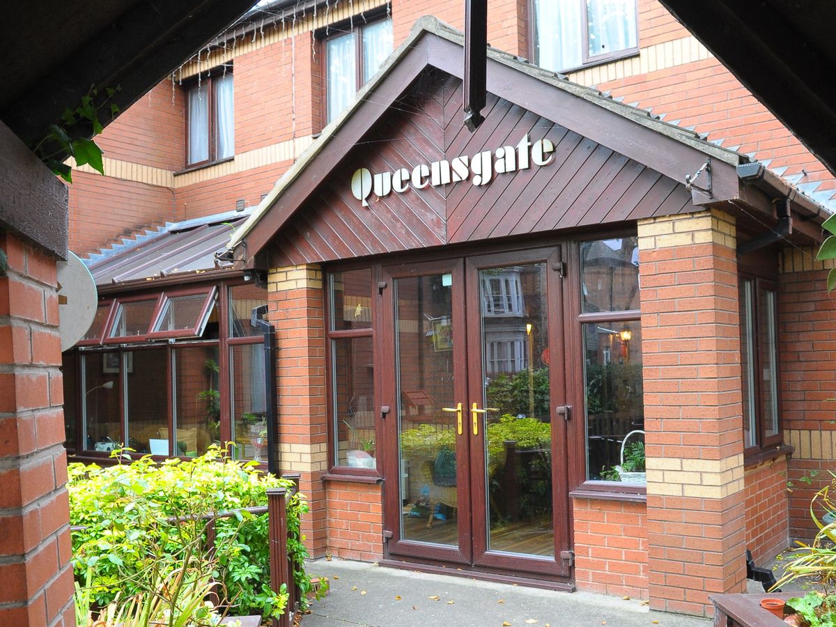 Queensgate Care Home, residential care home in Hull