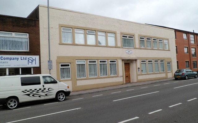 Talbot Court Care Home, nursing home in Bryn