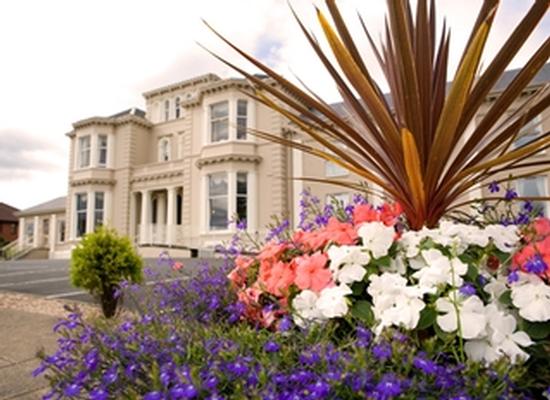 Belleaire House Care Home, nursing home in Greenock