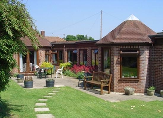 Cresta Lodge Care Home care home in Alpington