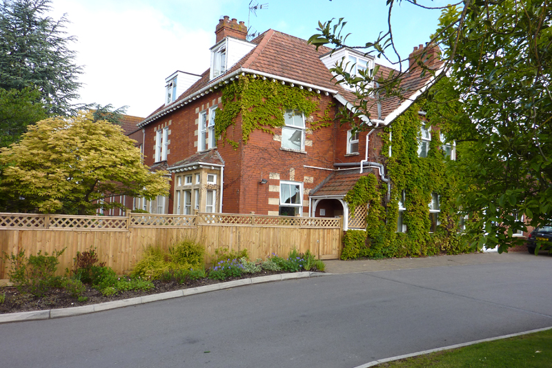 Cedar Lodge & The Limes Care Home, residential care home in Staplegrove