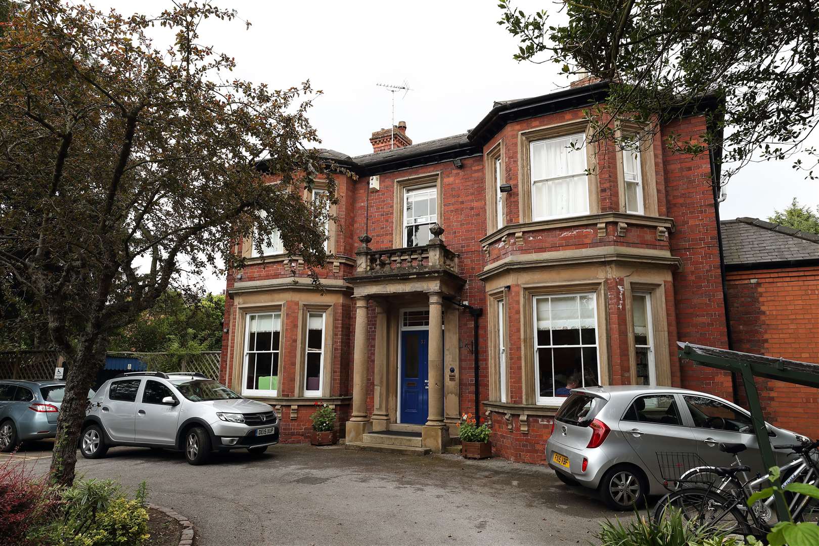 Beaumond House Community Hospice care home in Newark-on-Trent