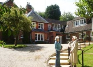 Coombe House Residential Home, residential care home in Whitchurch-on-Thames