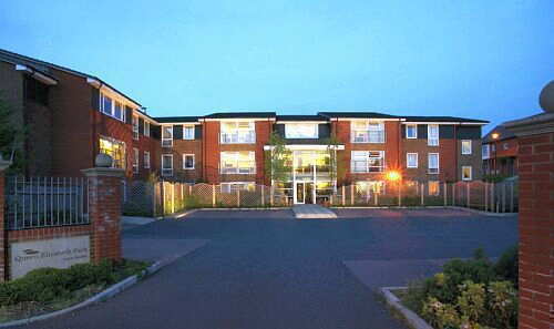 Queen Elizabeth Park Care Home, nursing home in Guildford