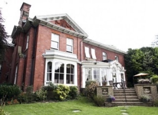 Clough Residential Care Home, residential care home in Bolton