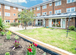 Rosalyn House Nursing Home, nursing home in Thorn