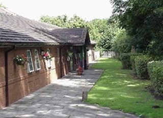 Woodview House Nursing Home, nursing home in Hurst Green