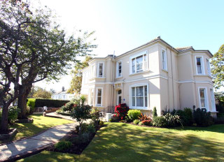 Grasmere Nursing Home, nursing home in Worthing