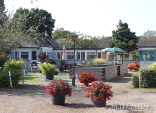 Springfields Nursing Home, nursing home in Fordham