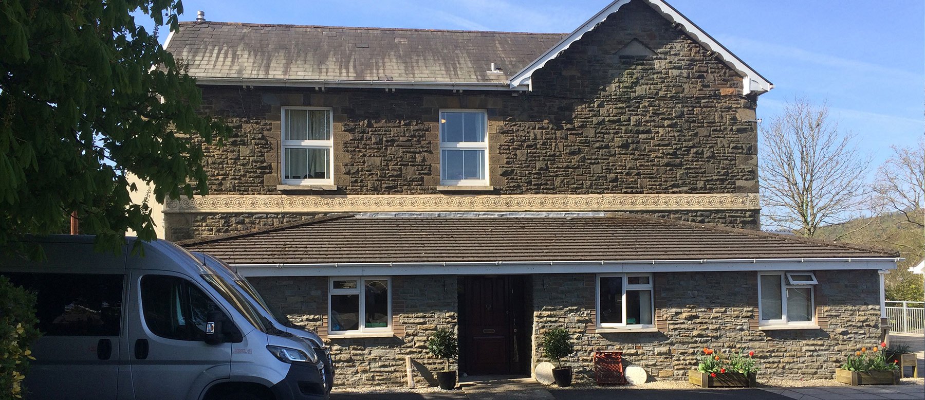 Tan-yr-Allt House & Lodge Nursing Home, nursing home in Pontardawe