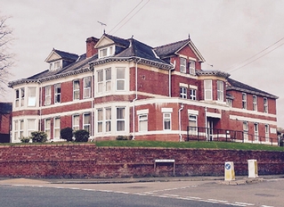 Fields Care Home, nursing home in Allt-yr-yn