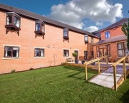 Leonora Street Residential Care Home, residential care home in Stoke-on-Trent