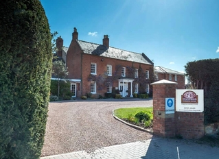 Stanfield Nursing Home, nursing home in Worcester