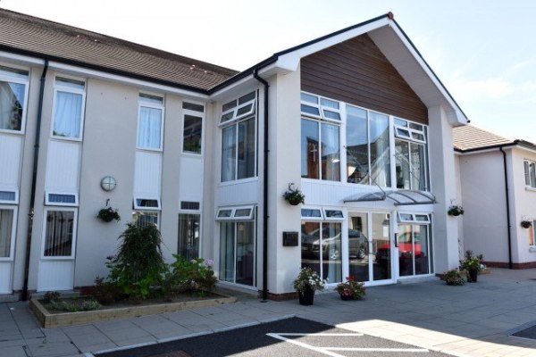 Oak Tree Manor Nursing Home, nursing home in Dunmurry