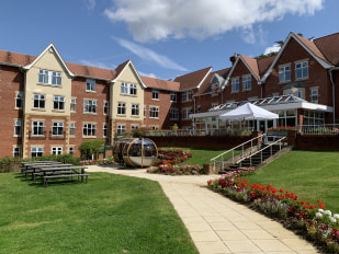 Foxholes Care Home, nursing home in Ickleford
