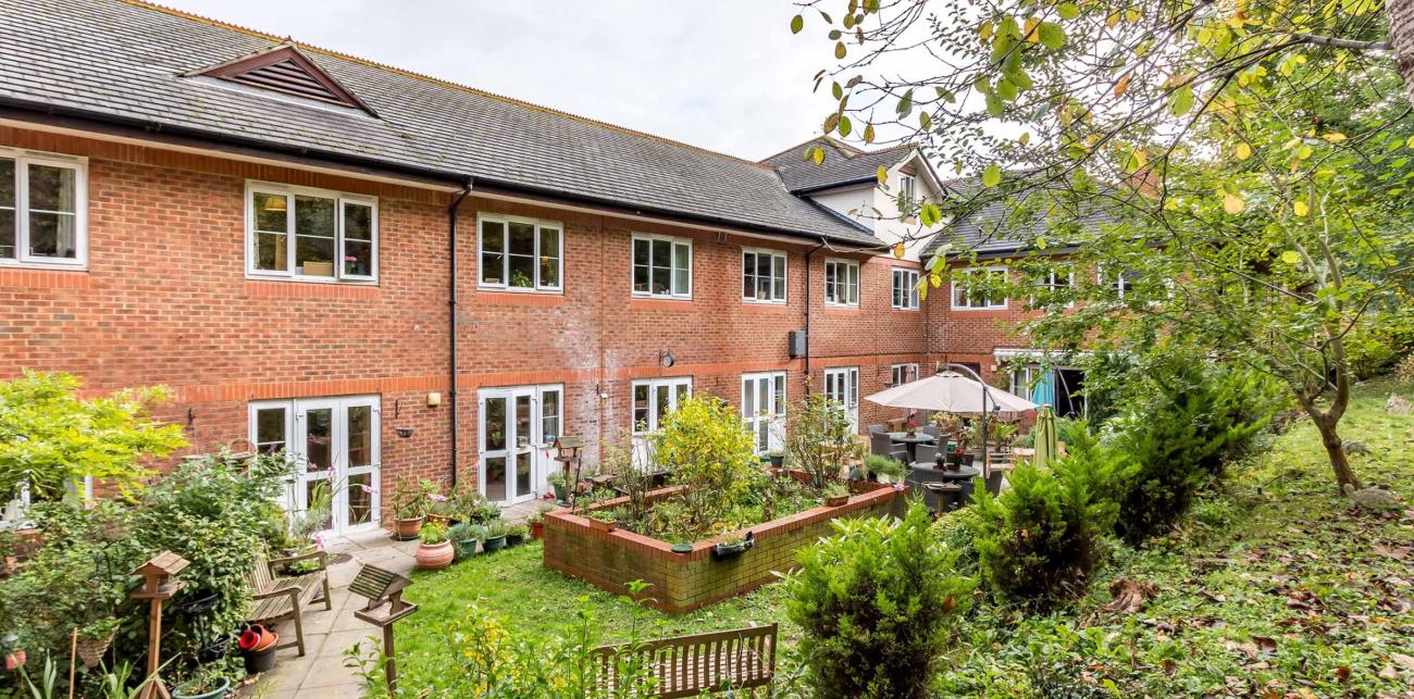 Shelburne Lodge Care Home, nursing home in High Wycombe