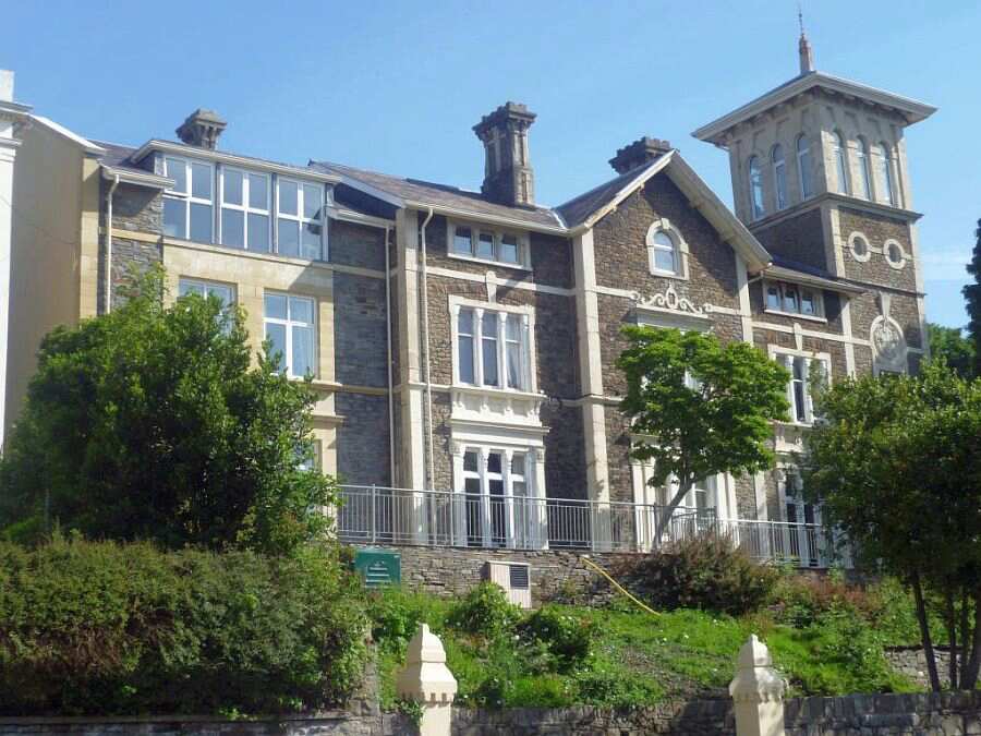 Hillside Nursing Home, nursing home in Landore