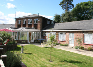 Ellwood Place Dementia Care Home, residential care home in Crawley
