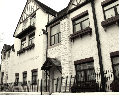 St Albans Nursing Home, nursing home in Adamsdown