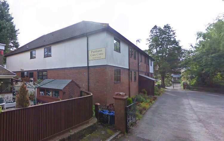 Pantanas Nursing Home, nursing home in Treharris