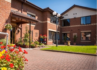 Queensway House Nursing Home, nursing home in Stafford