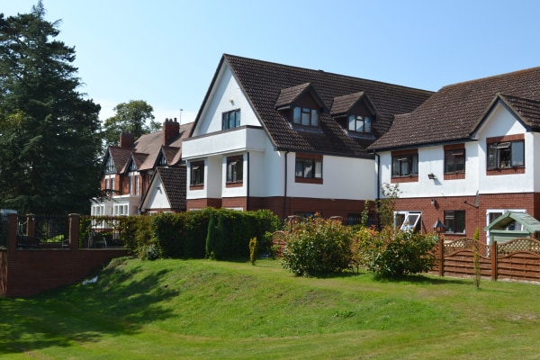 Linden Lodge Nursing Home, nursing home in Wigginton