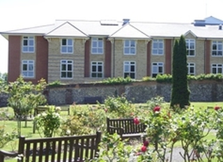 Coloma Court Nursing Home, nursing home in Bromley