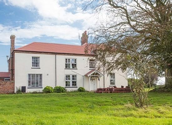 Manor Farm Care Home, nursing home in London