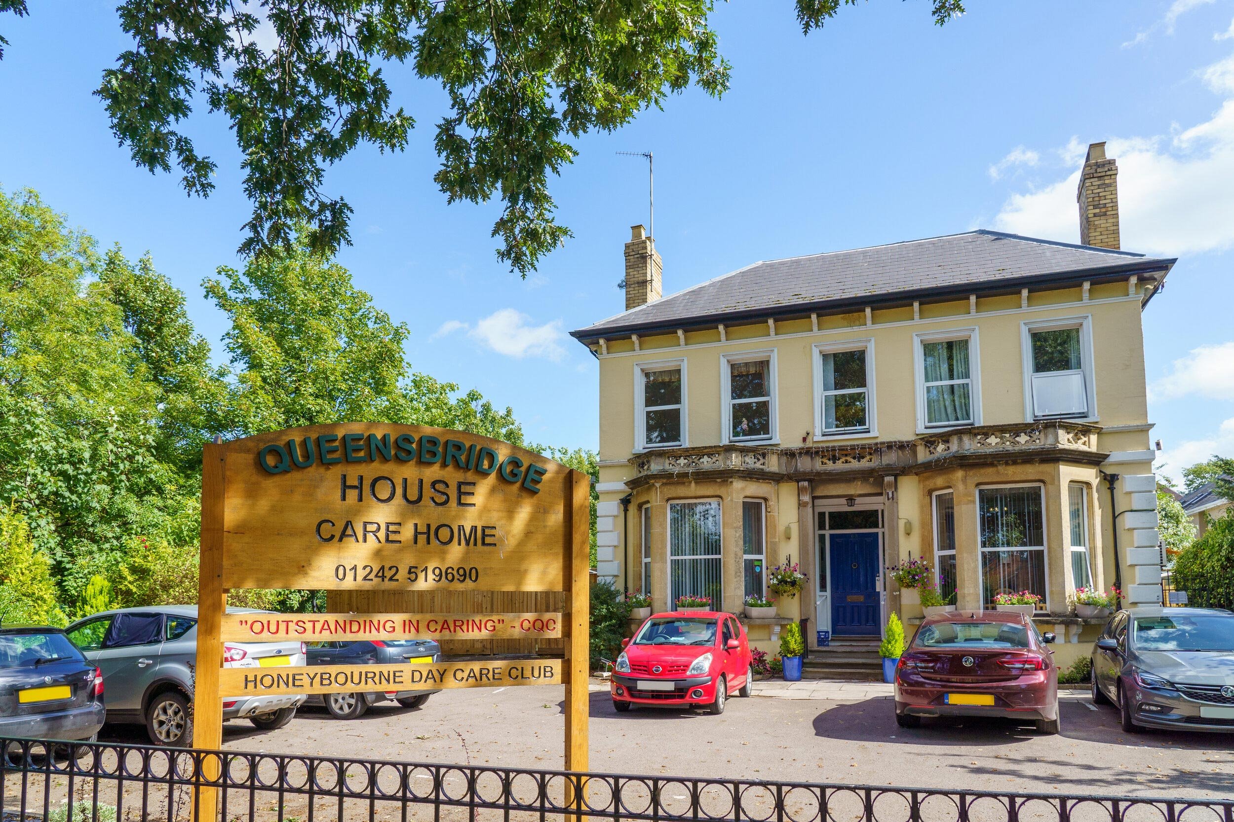 Queensbridge House Care Home, residential care home in Cheltenham