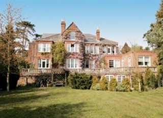 North Bay House Residential Home, residential care home in Oulton Broad